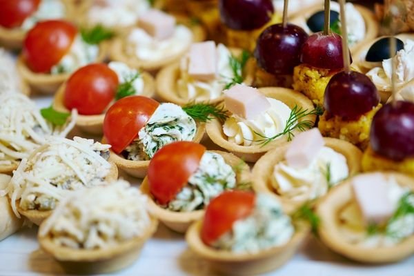 Kurumsal Catering Hizmetleri ile İş Yerinde Verimliliği ve Motivasyonu Yükseltin